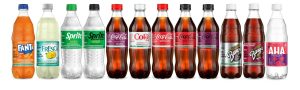 The Coca-Cola Company annonce que toutes les bouteilles de 500 ml de ses boissons pétillantes seront faites de plastique 100 % recyclé* d’ici le début de 2024. (Groupe CNW/The Coca‑Cola Company)